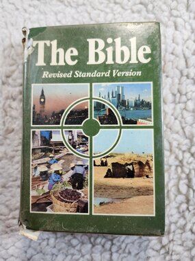 The Bible Revised Standard Version Hardcover Green 1971 Compact Pocket Edition